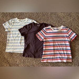 3 Old Navy Women’s Tops